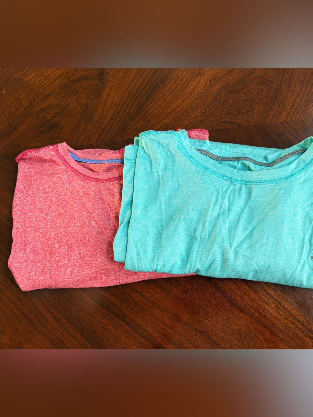 Lot of (2) Eddie Bauer Tshirts : Heathered Coral and Teal 2XL